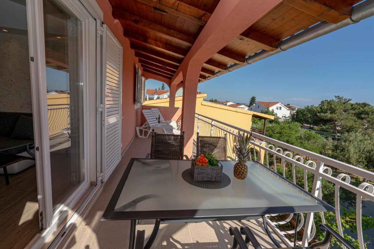 Seaview & Balcony Apartment Petra Ядрия Экстерьер фото
