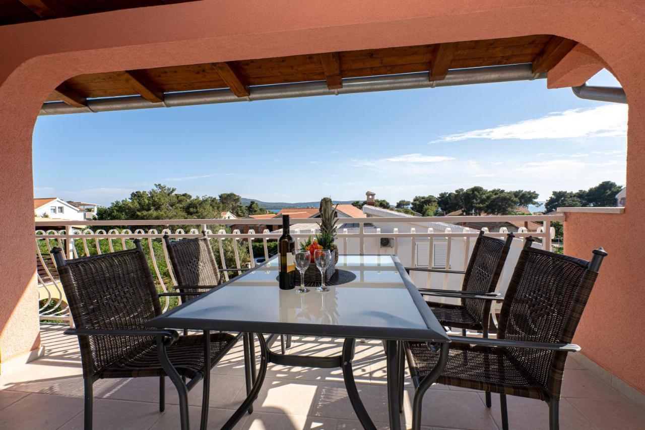 Seaview & Balcony Apartment Petra Ядрия Экстерьер фото