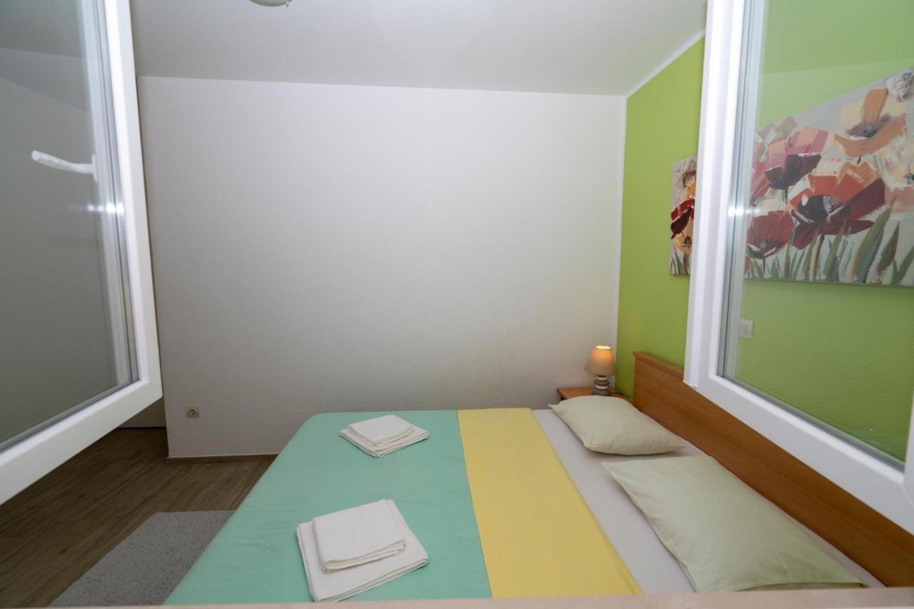 Seaview & Balcony Apartment Petra Ядрия Экстерьер фото