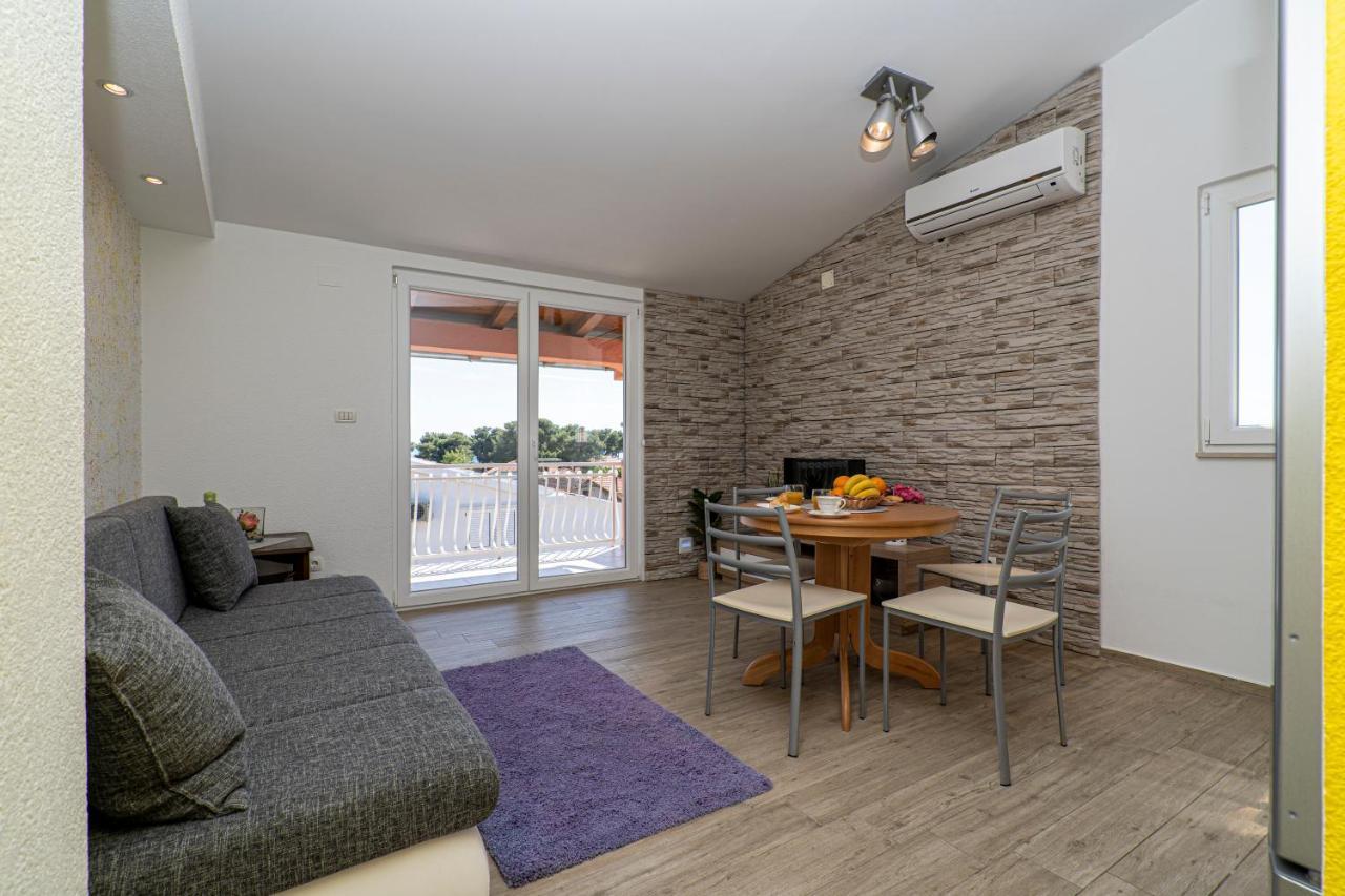 Seaview & Balcony Apartment Petra Ядрия Экстерьер фото