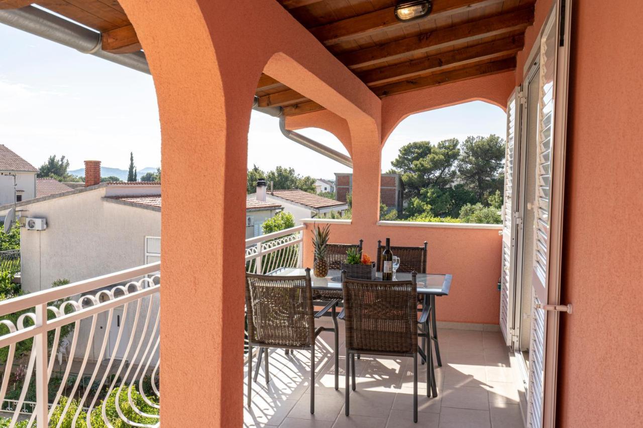 Seaview & Balcony Apartment Petra Ядрия Экстерьер фото